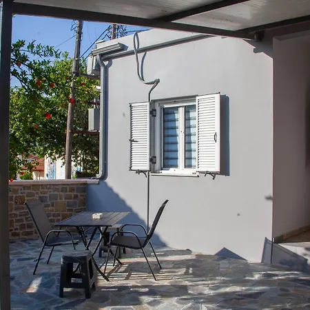 The Graffiti House Glifada