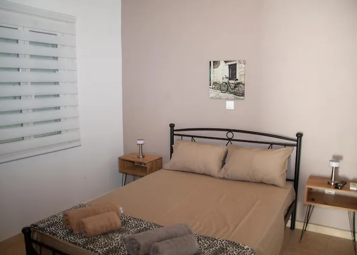 The Graffiti House Holiday home Glifada