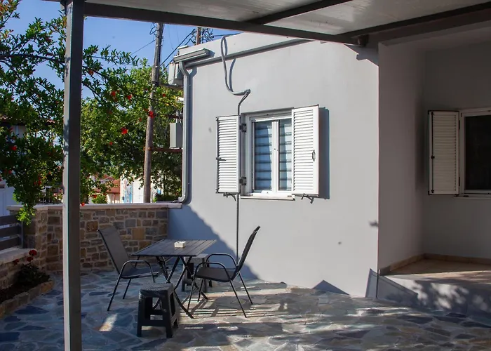 The Graffiti House Glifada